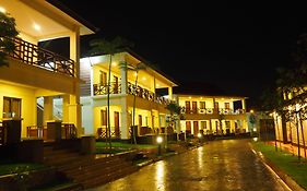 Lotus Seaview Beach Resort, Pengerang